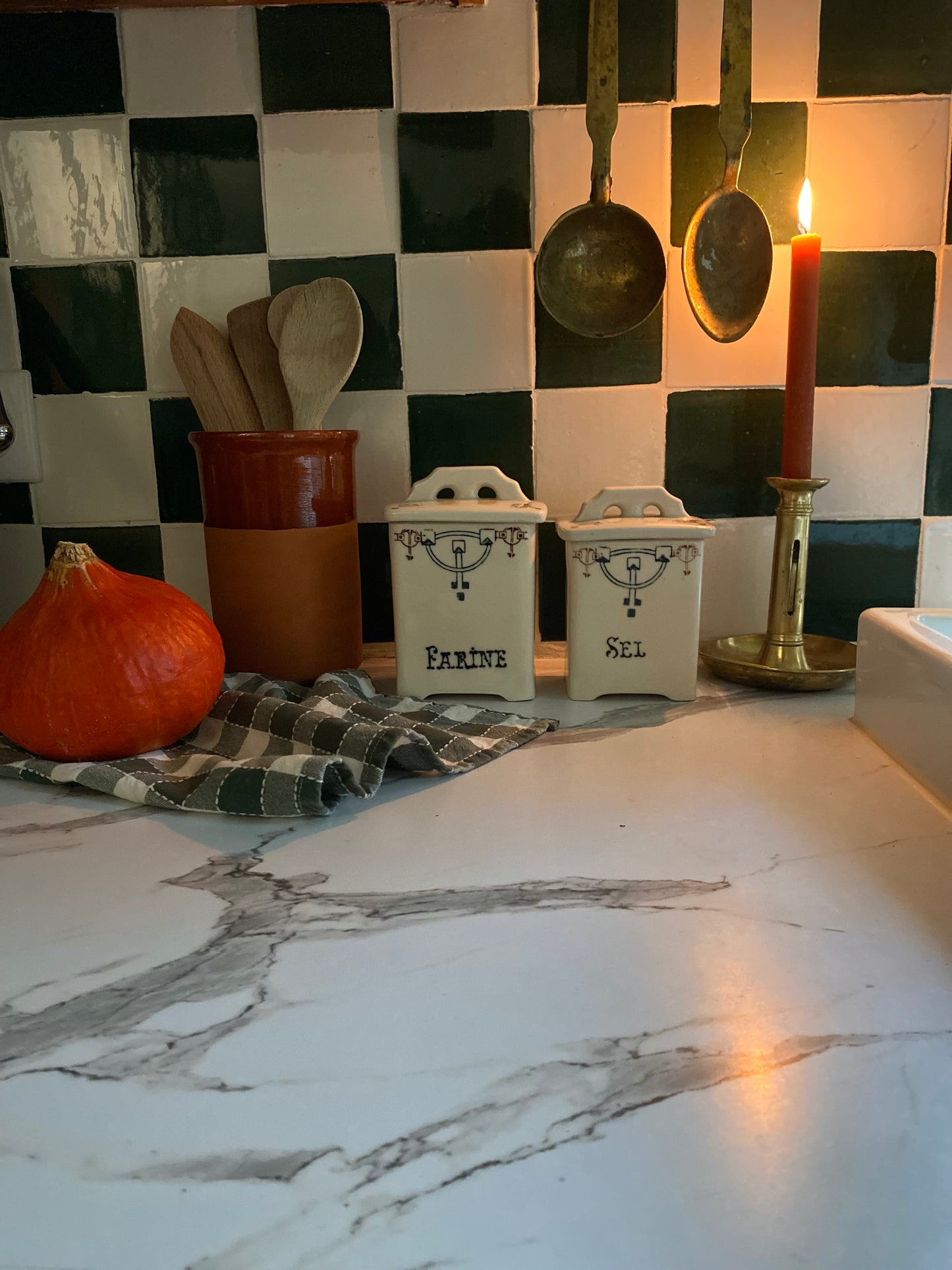 Duo de pots à épices 1920