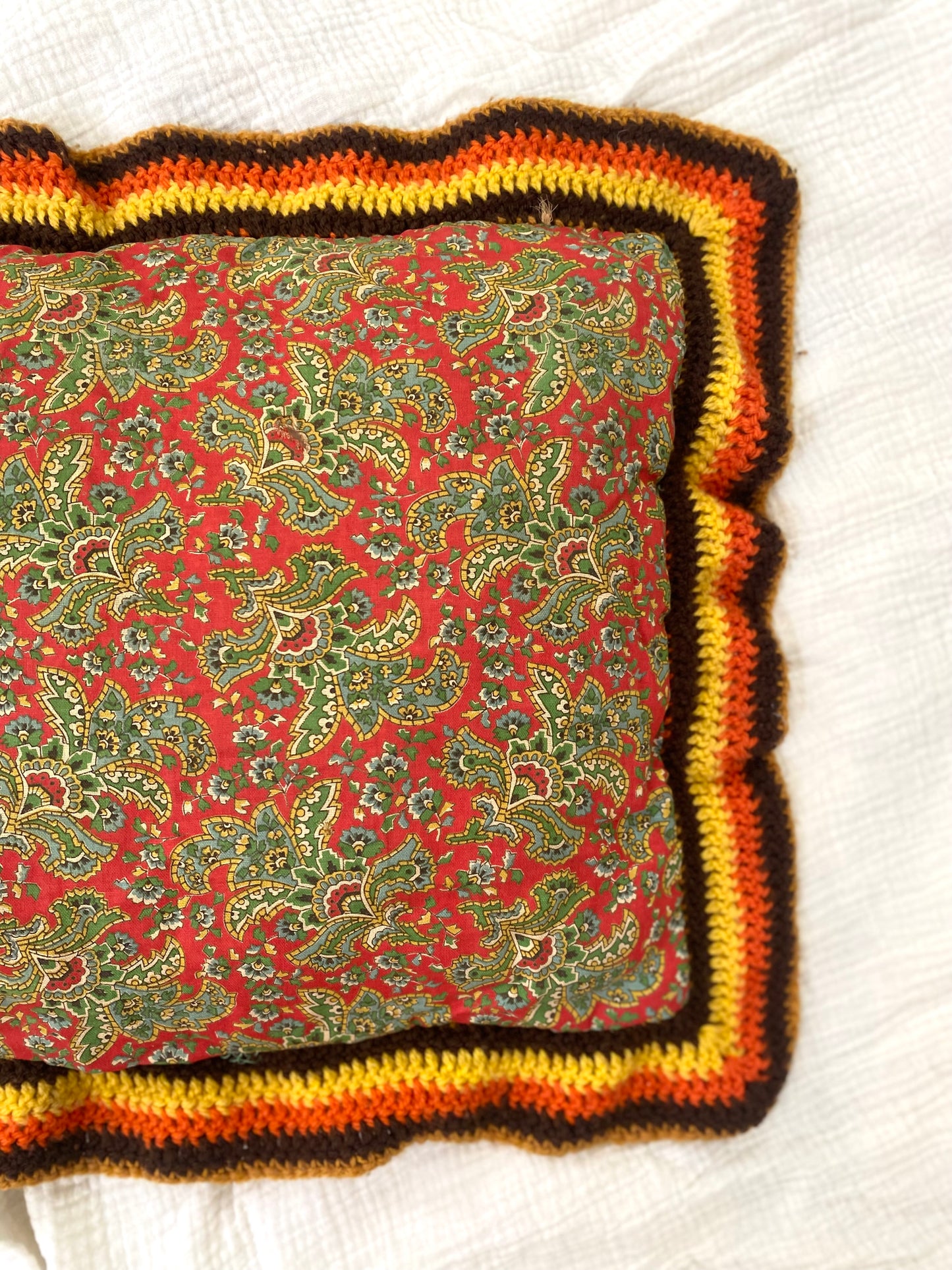 Coussin 70 au crochet Granny Square