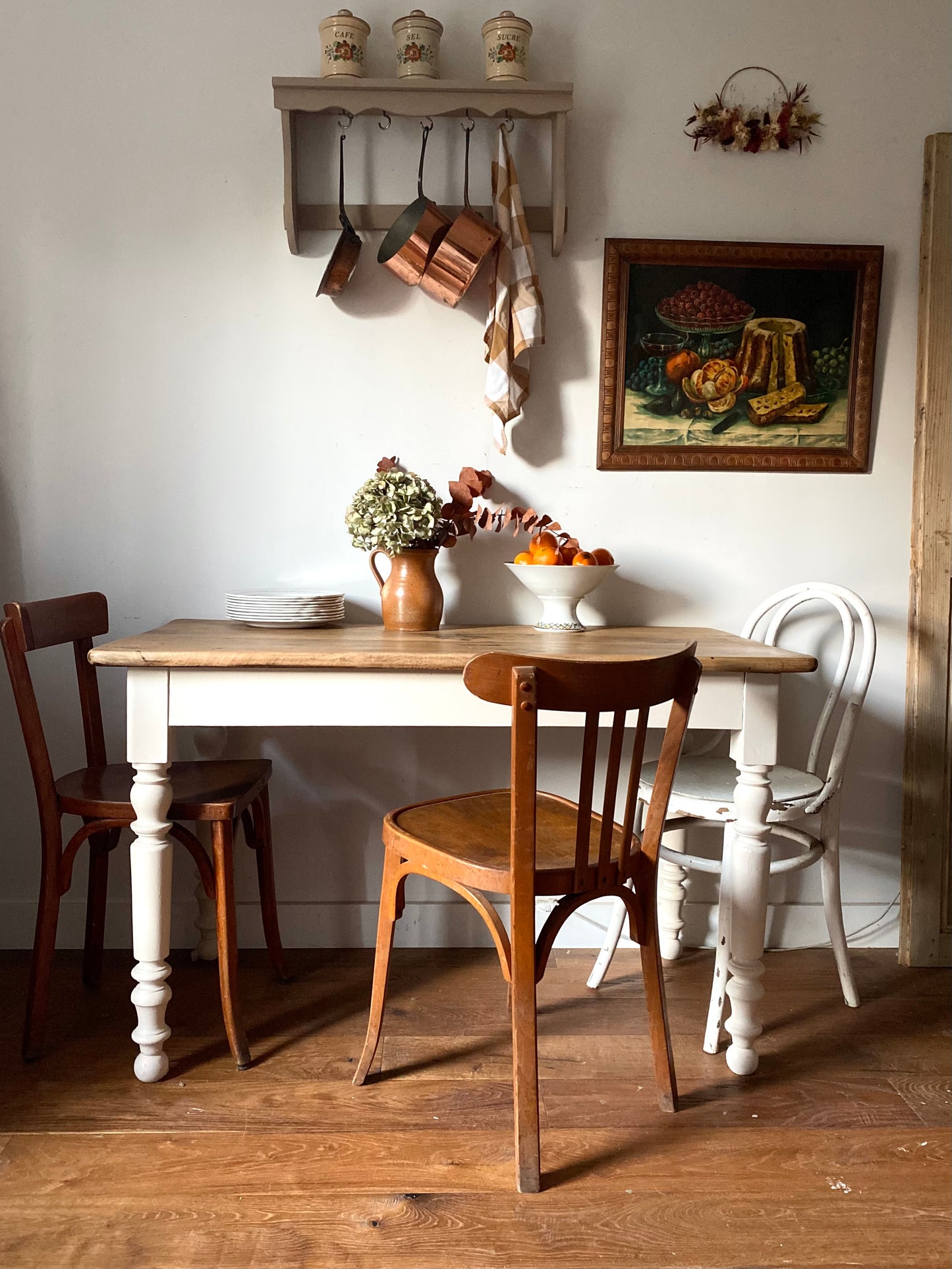 Table ancienne en noyer