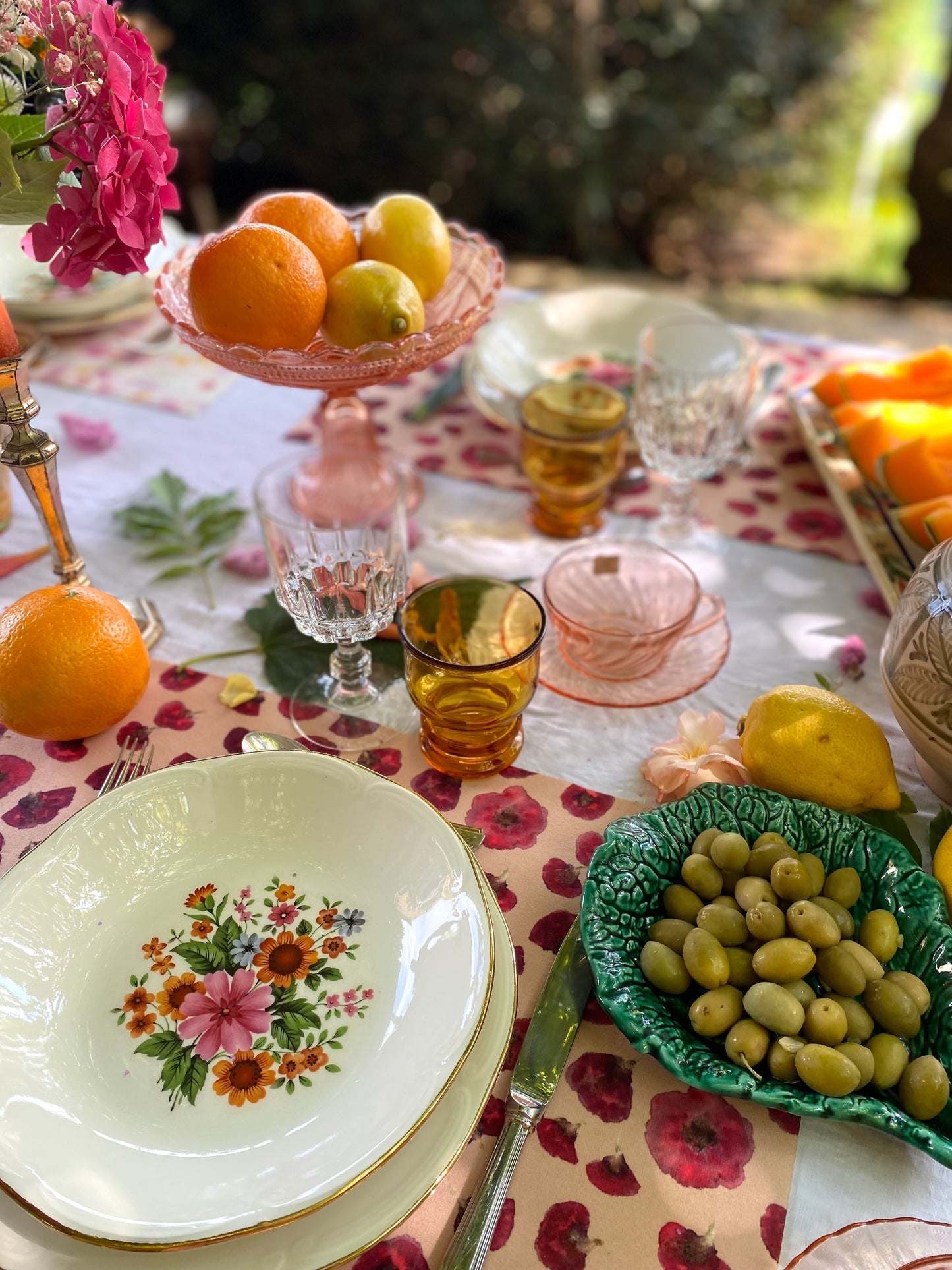 Coupe à fruit en rosaline ancienne