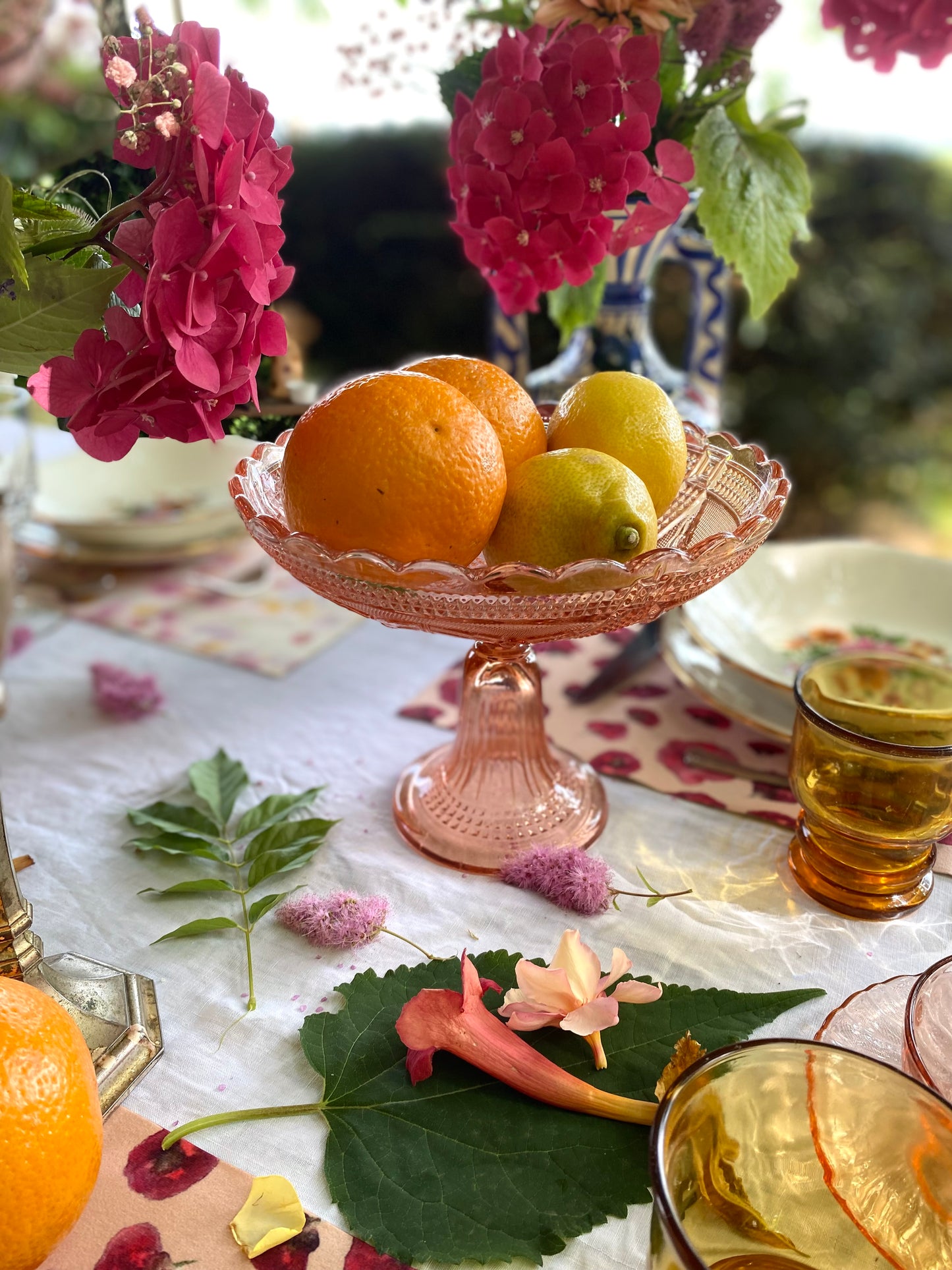 Coupe à fruit en rosaline ancienne