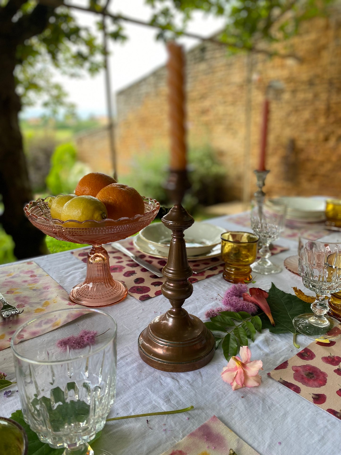 Coupe à fruit en rosaline ancienne