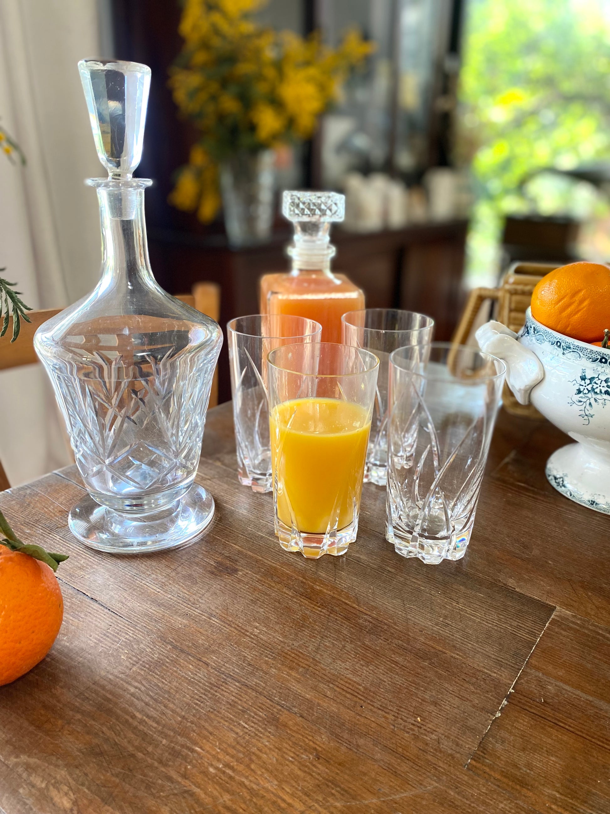 Carafe en cristal vintage – Tchécoslovaquie – avec bouchon Carafe en cristal vintage – Tchécoslovaquie – avec bouchon