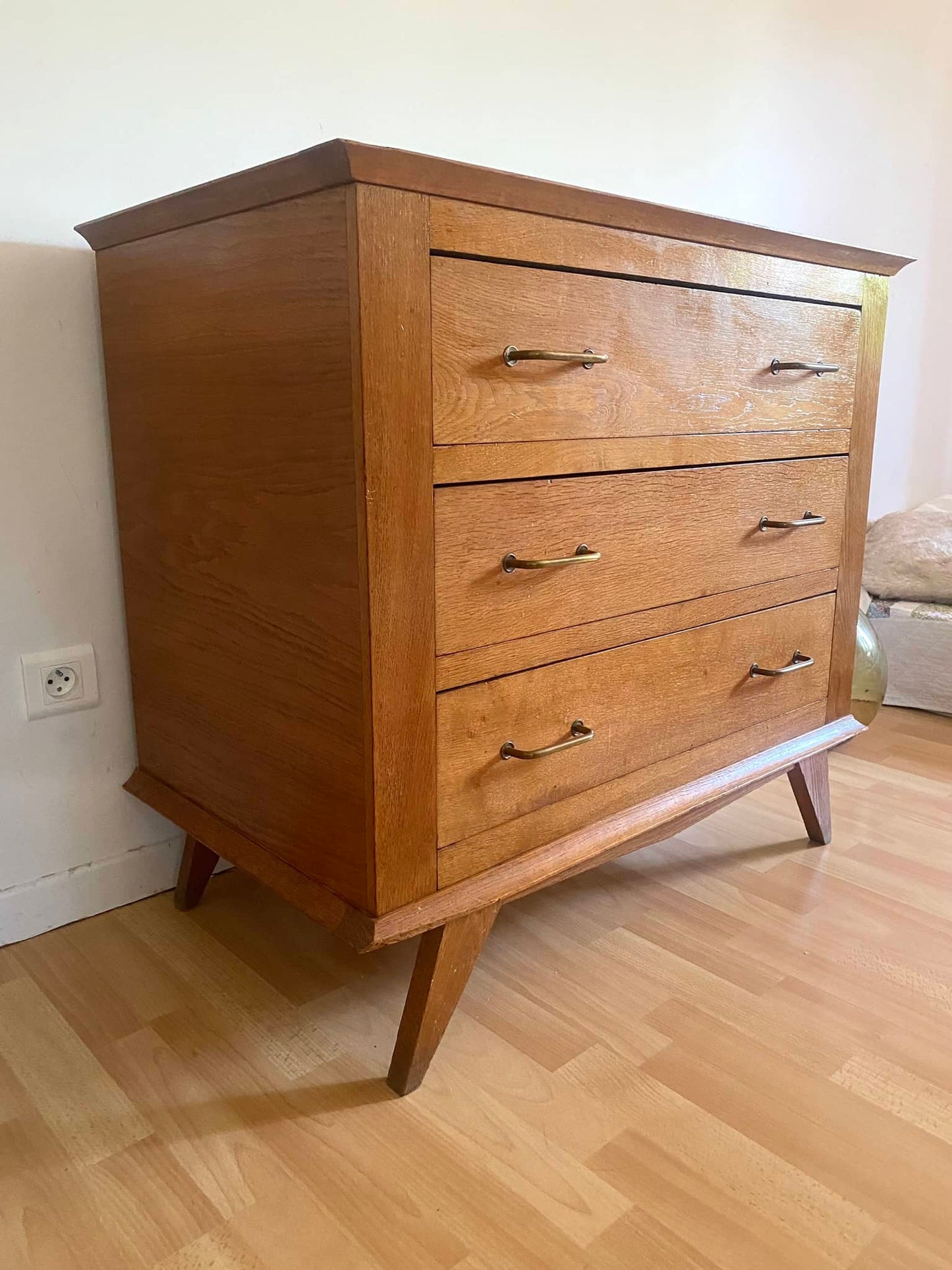 Commode scandinave pied compas vintage