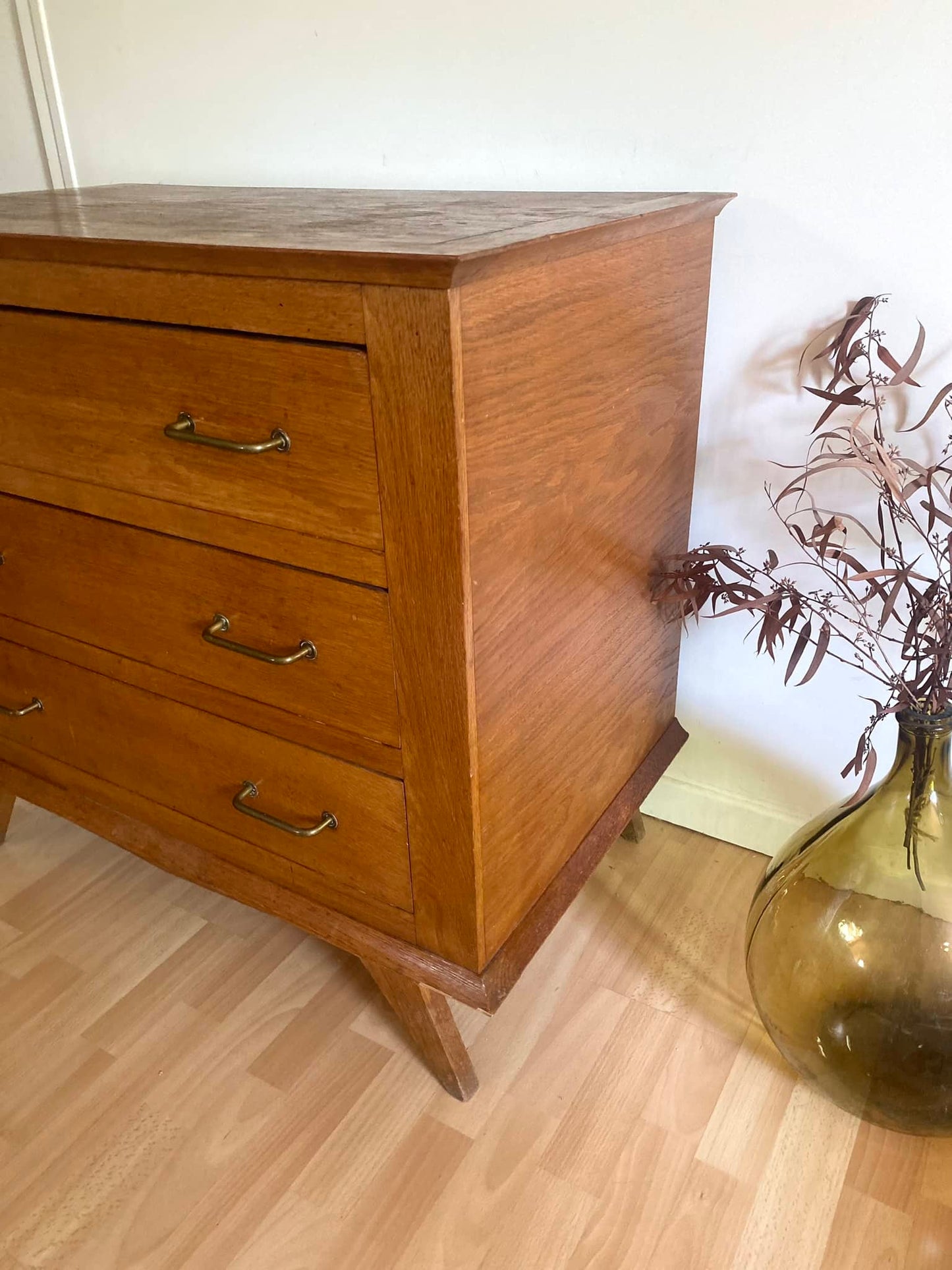 Commode scandinave pied compas vintage