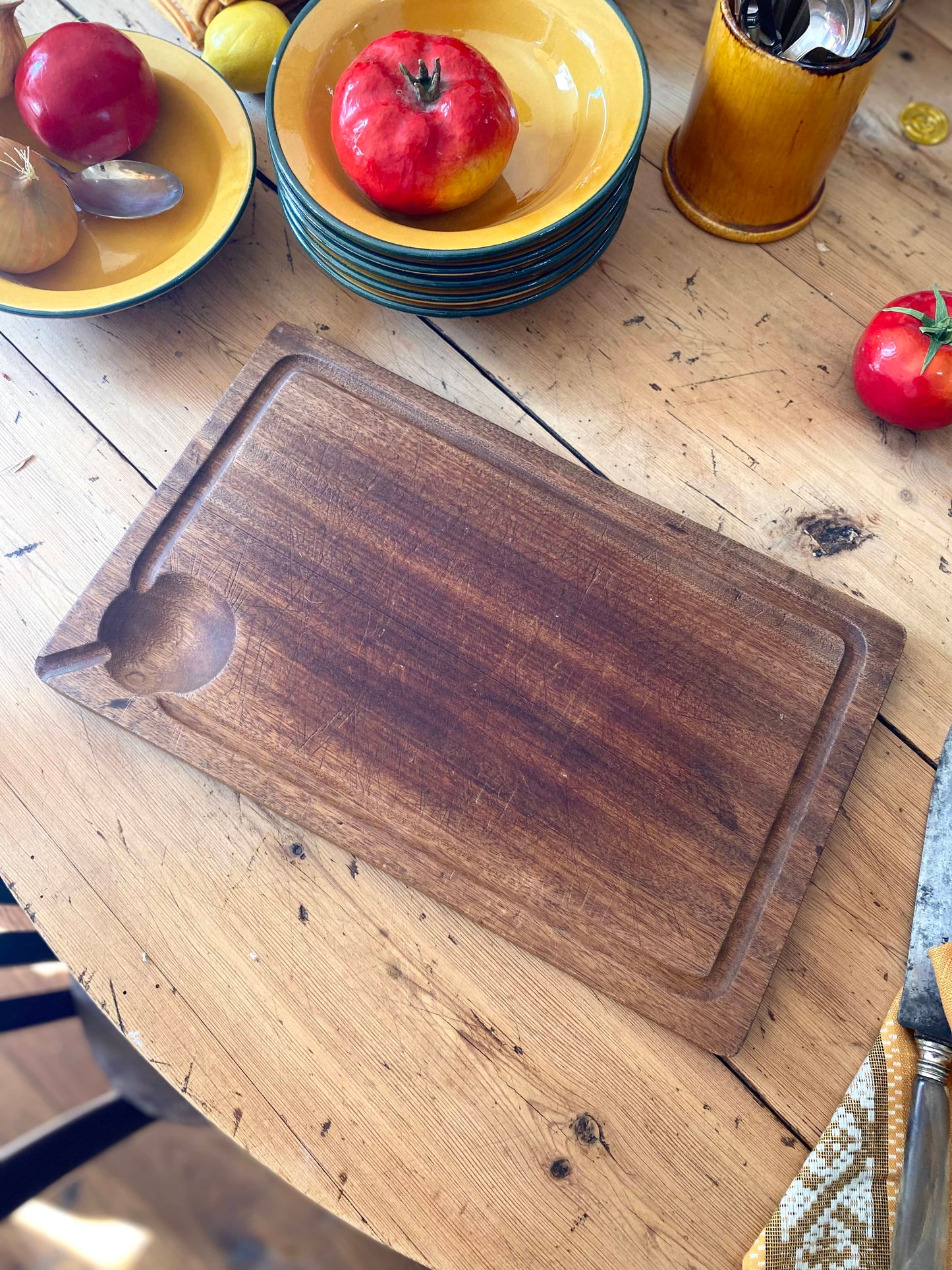 Planche à découper en bois ancien