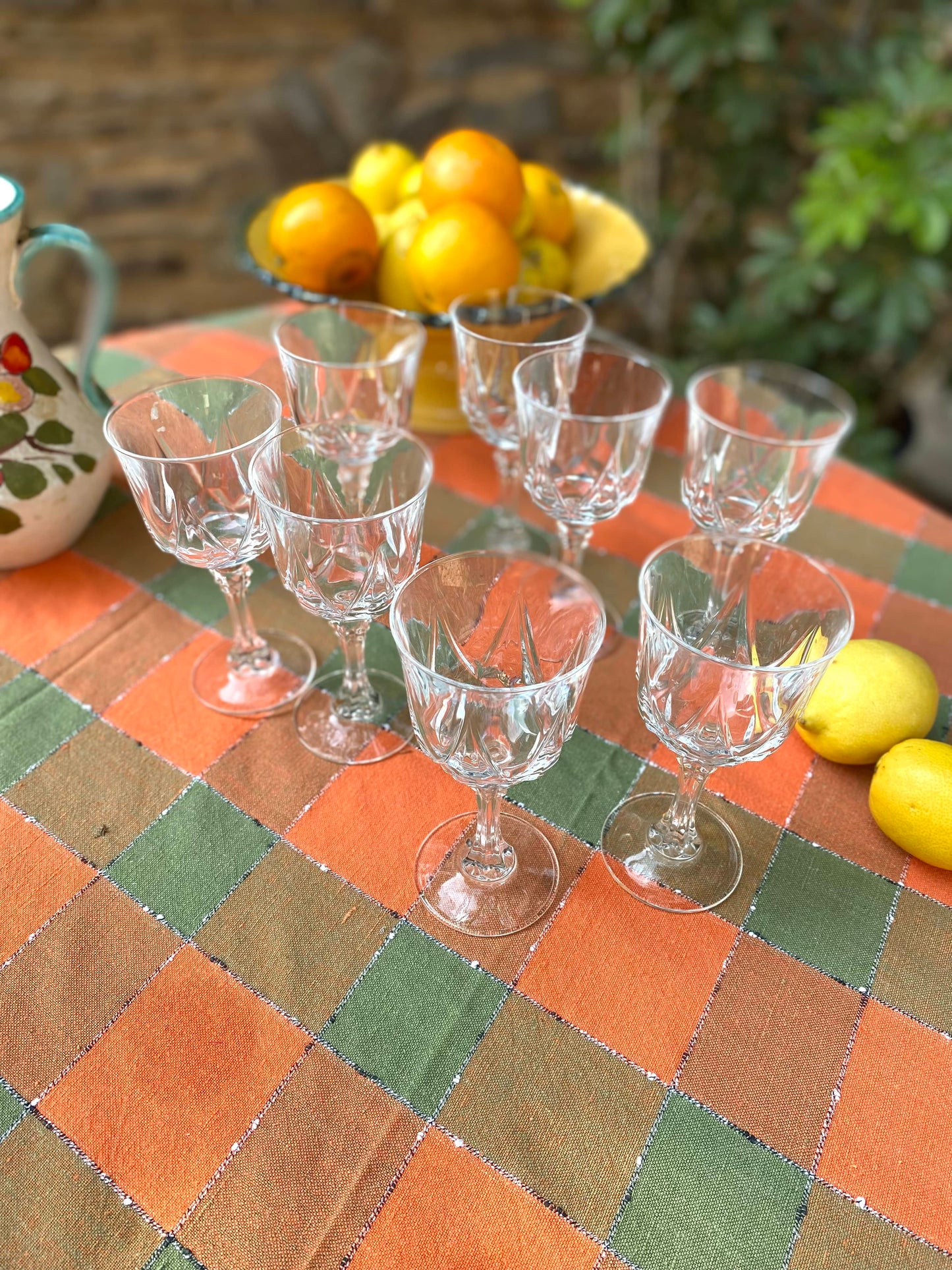 Service de 8 verres à pied en cristal ancien