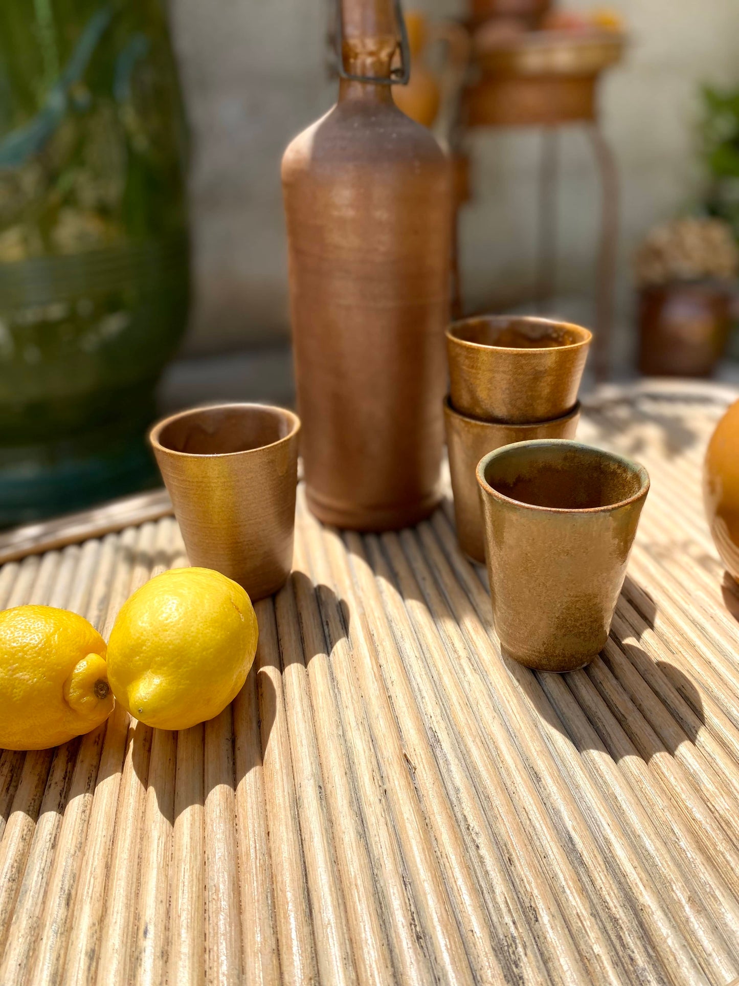 4 verre en grès ancien