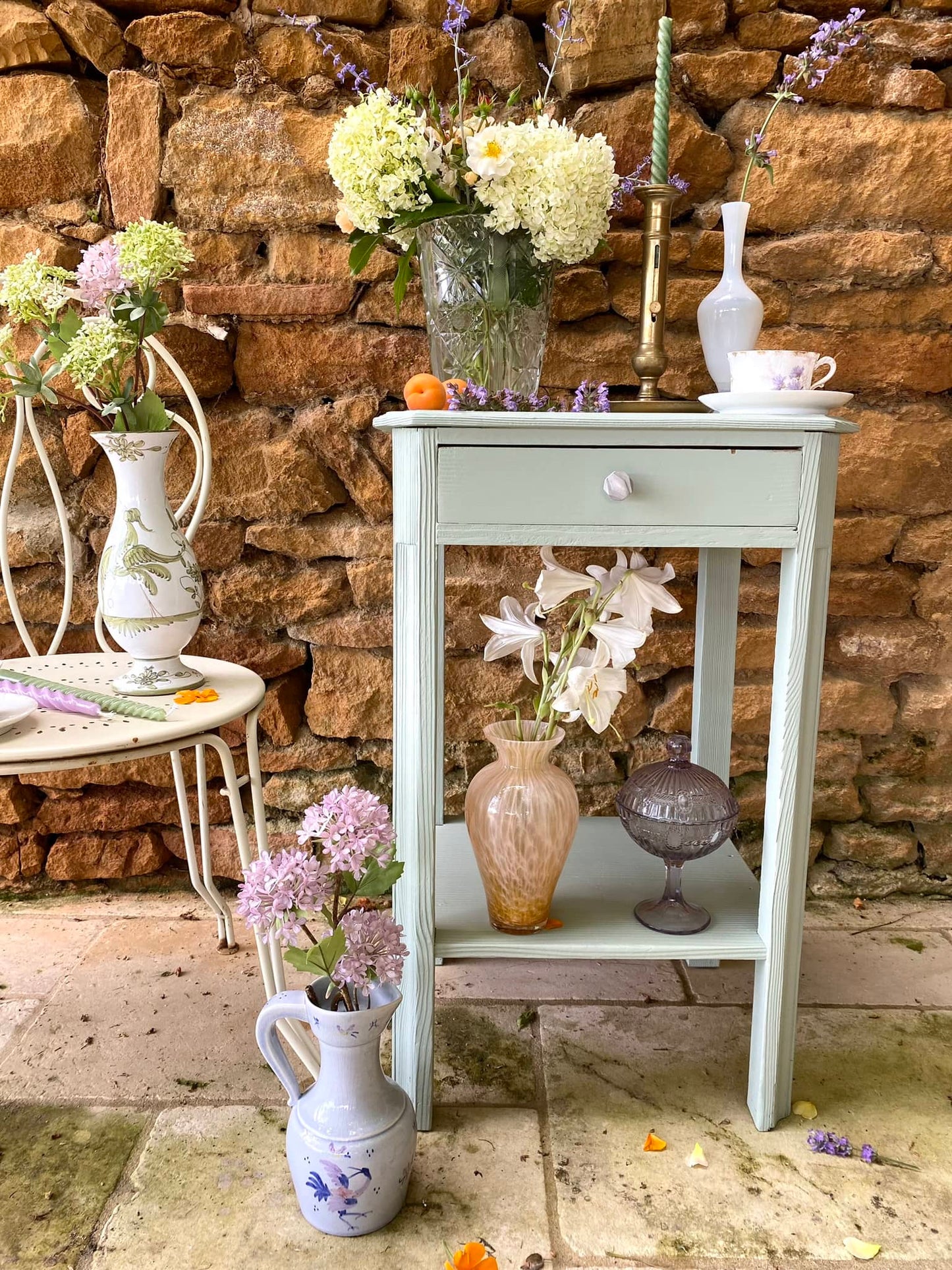 Table d'appoint en bois ancien rénové