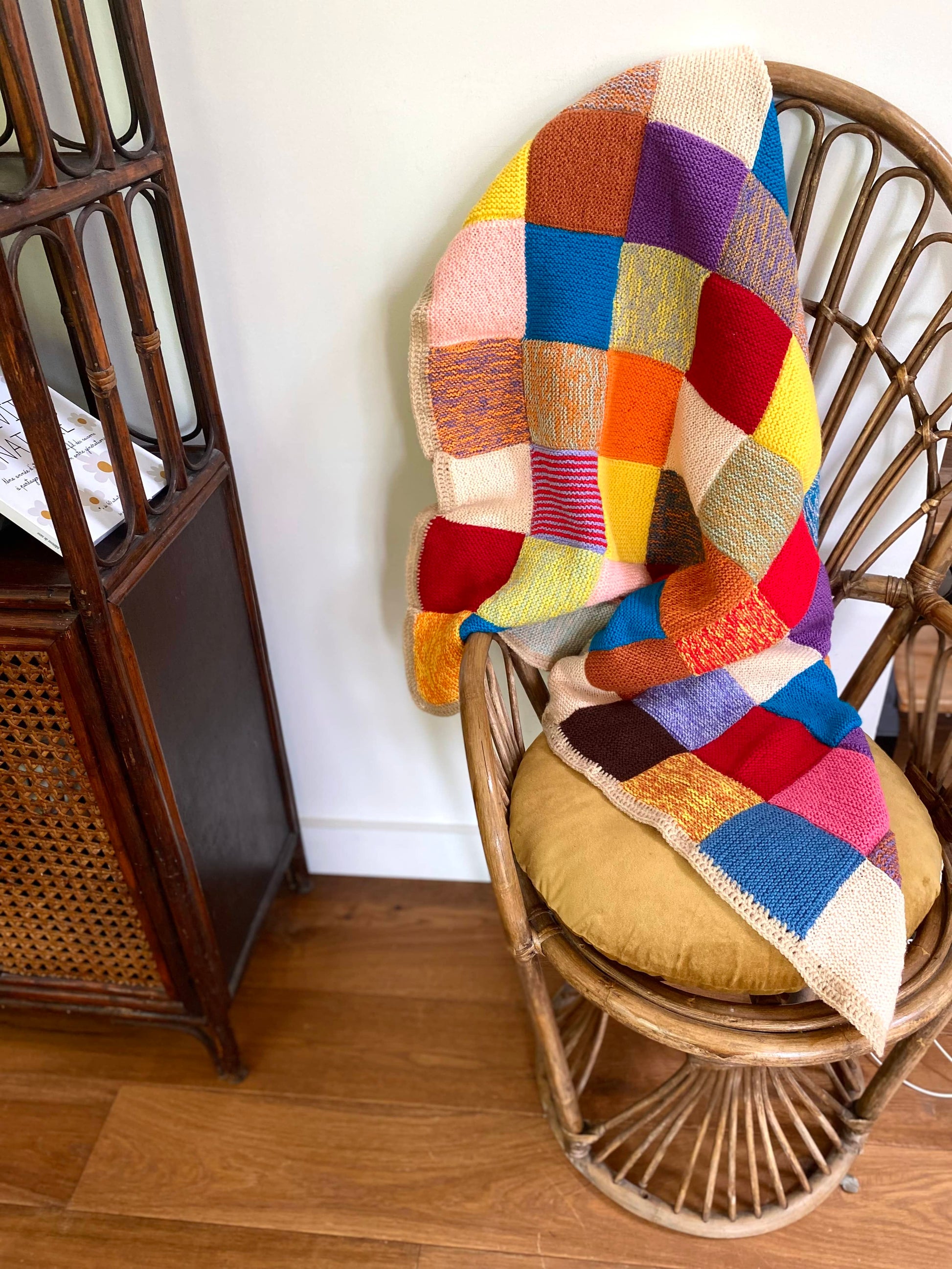 PLAID VINTAGE AU crochet en laine et mohair fait mains 1,25 m sur 1,25 M EUR 22,00 - FR PLAID VINTAGE AU crochet en laine et mohair fait mains 1,25 m sur 1,25 M EUR 22,00 - FR