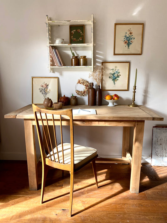 Bureau en bois ancien