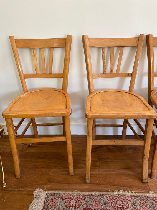 Paire de chaises bistrot en bois ancien